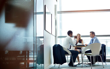 Saläre der Schweizer Kader bleiben auf hohem Niveau