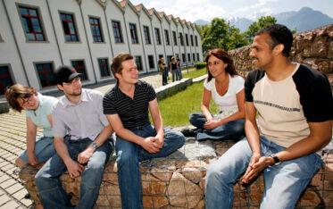 Handelskammerjournal-Universitaet-Liechtenstein