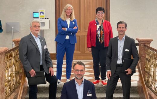 Johann Zeller, BME; Verena Stübner, Handelskammer Deutschland-Schweiz; Frank Dollendorf, IHK für München und Oberbayern; Elisabeth Bösch Malinen, Generalkonsulin Schweiz; Matthias Göbel, BMW Group (v.l.n.r.)