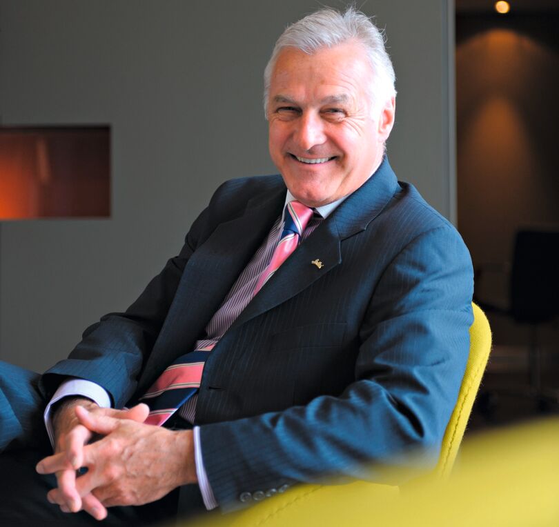 Hoteldirektor Werner Knechtli Hotel Savoy Baur en Ville 