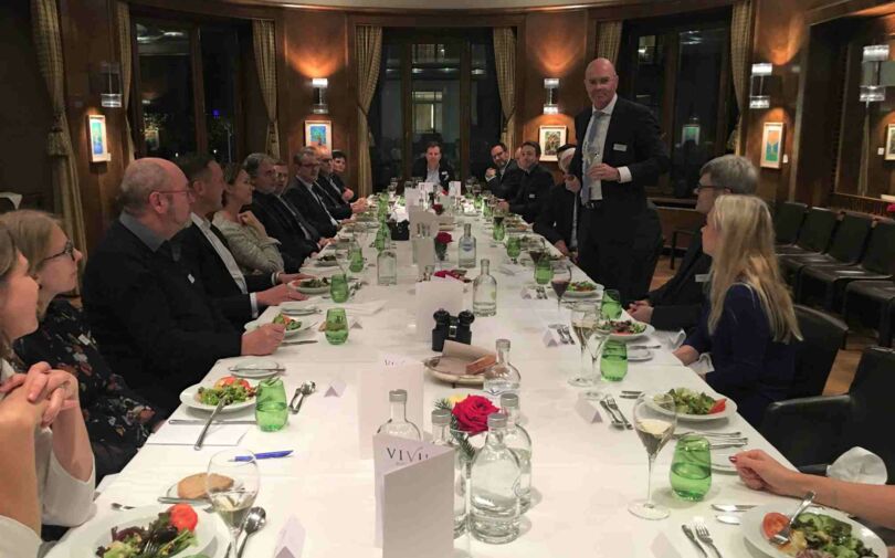 Andreas Krey von der LEG Thüringen bedankt sich bei allen Teilnehmern für den regen Austausch und das Interesse am Standort Thüringen