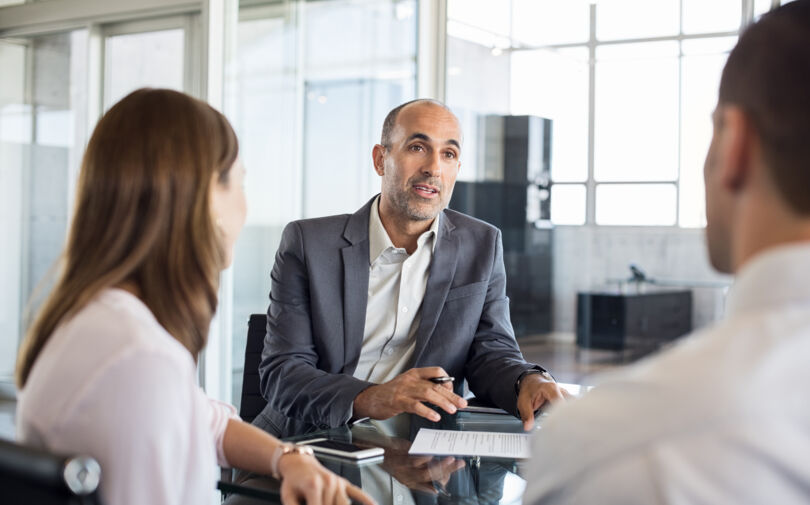 Die Rolle der Bank beim einem Streit bezüglich des Gemeinschaftskontos