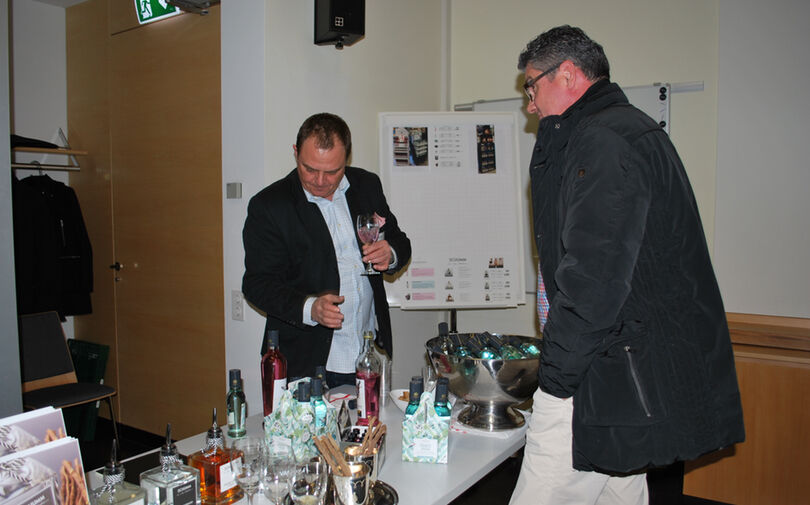 Lars Hense, Schumm GmbH, bei der Präsentation.