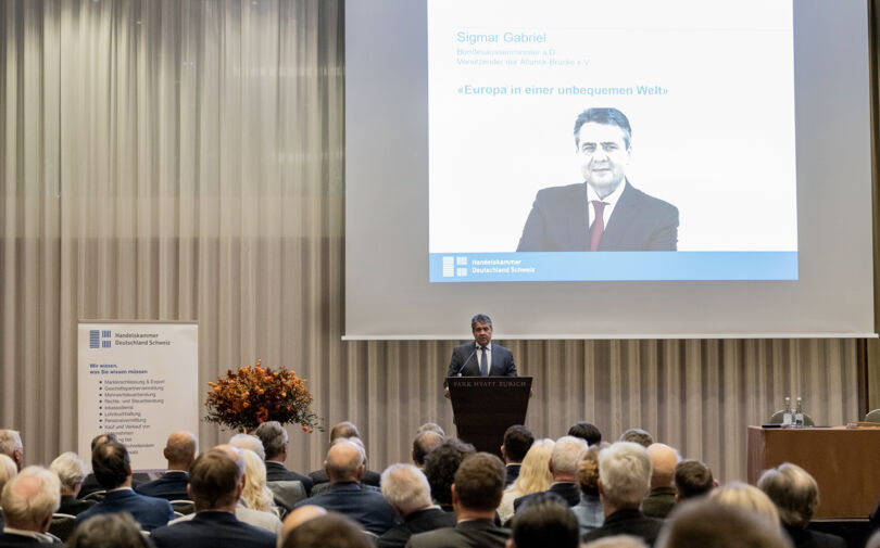 Herbstvortragsveranstaltung mit Sigmar Gabriel (12) Herbstvortragsveranstaltung mit Sigmar Gabriel (12)