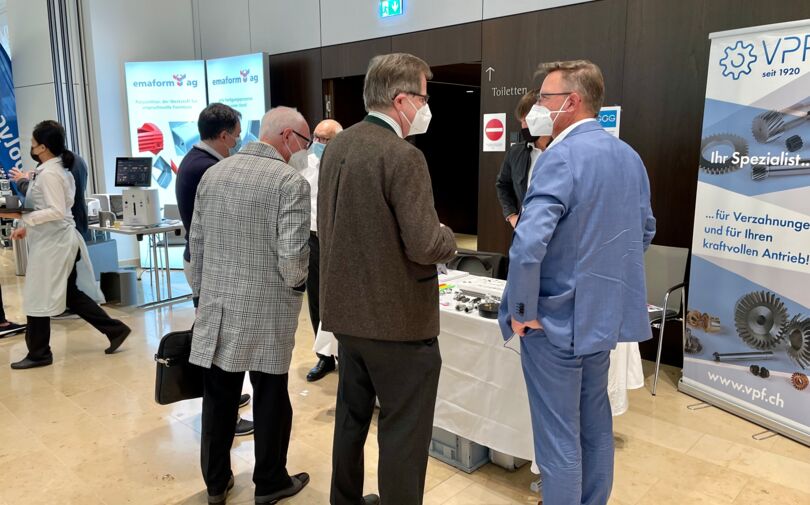 Impressionen Gespräche am 37. Schweizer Zuliefertag Impressionen Gespräche am 37. Schweizer Zuliefertag