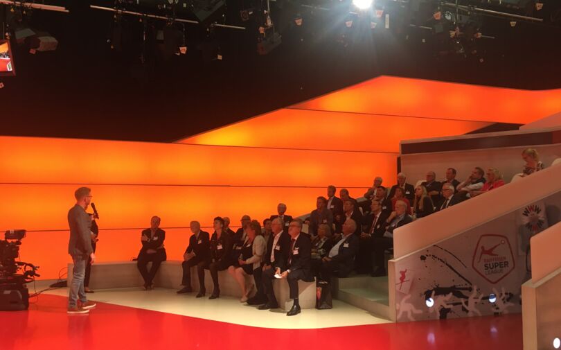 Der Sondertischkreis in der Sport-Arena.