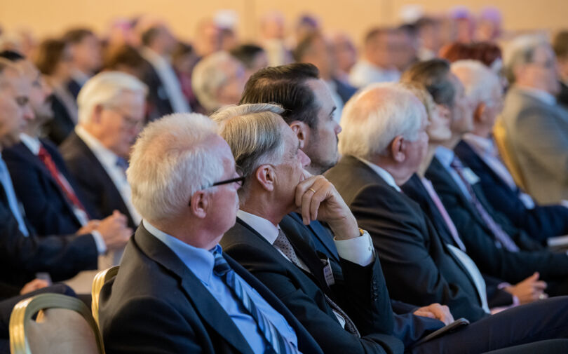 110. Mitgliederversammlung (8) 110. Mitgliederversammlung (8)