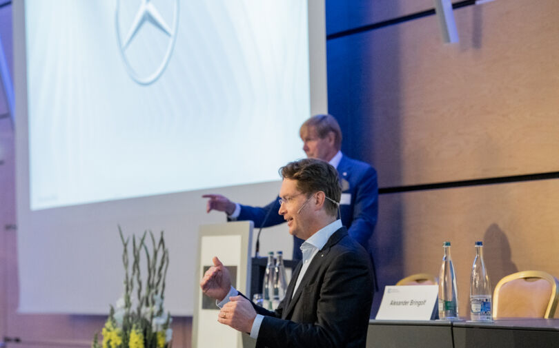 110. Mitgliederversammlung (18) 110. Mitgliederversammlung (18)