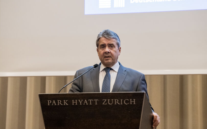 Herbstvortragsveranstaltung mit Sigmar Gabriel (16) Herbstvortragsveranstaltung mit Sigmar Gabriel (16)