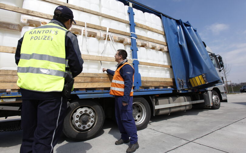 Zoll mit neuen Rekordwerten für 2013