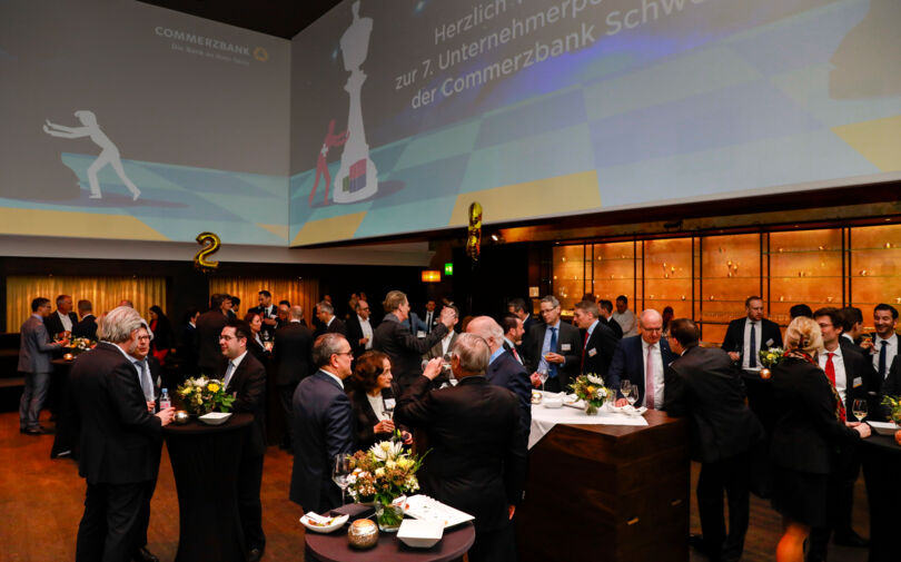 Networking und Austausch am Commerzbank Unternehmerperspektiven Event in Zürich