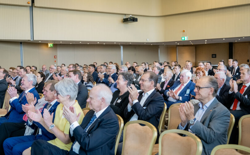 112. Mitgliederversammlung (5) 112. Mitgliederversammlung (5)