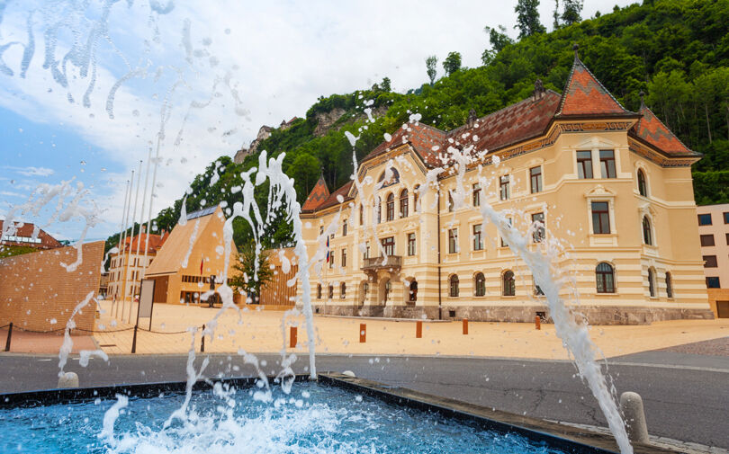 Handelskammerjournal-Positionierung-des-Steuerstandorts-Liechtenstein